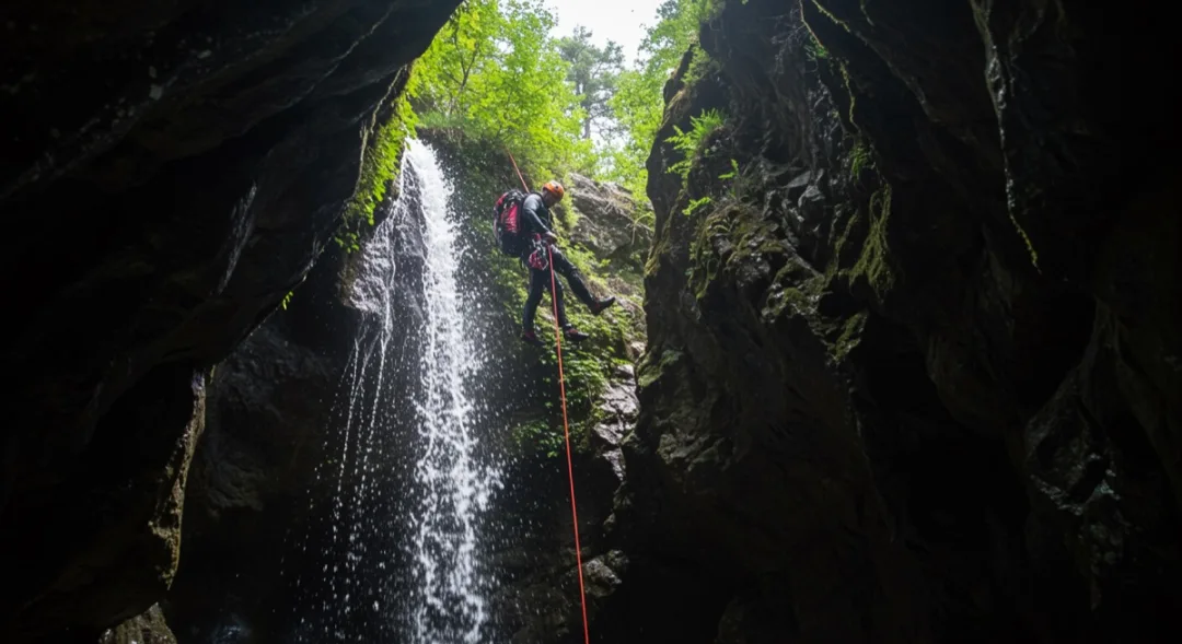 L'Adventura Canyon & Spéléo - Mr ROUSSILLE Romain